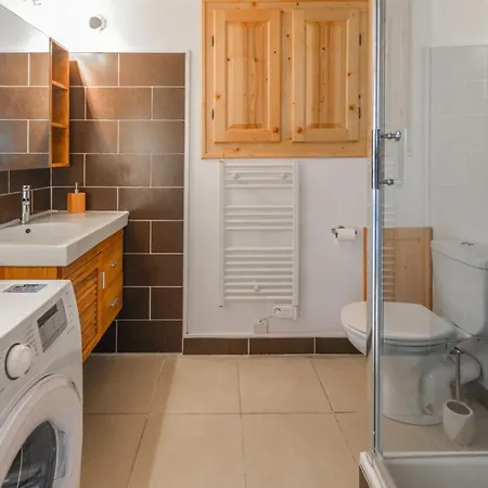 Appartamento Tyni House Furnished Flat *