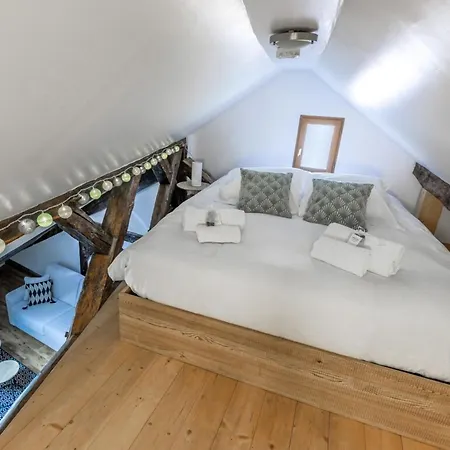 Appartamento Tyni House Furnished Flat Annecy
