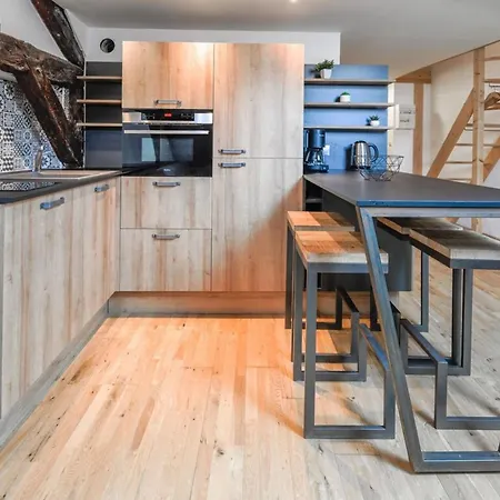 Tyni House Furnished Flat * Annecy